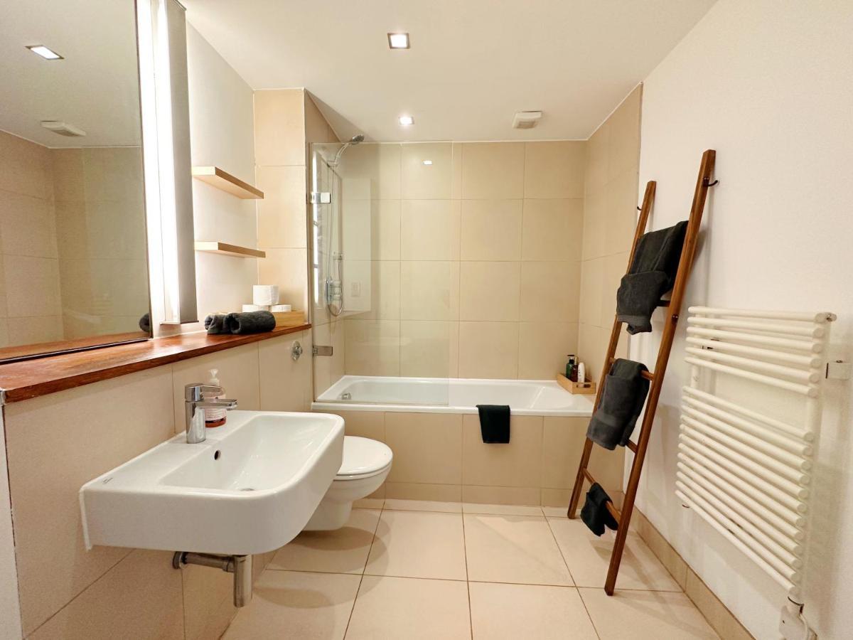 Portobello Dock Canalside Apartment London Exteriör bild