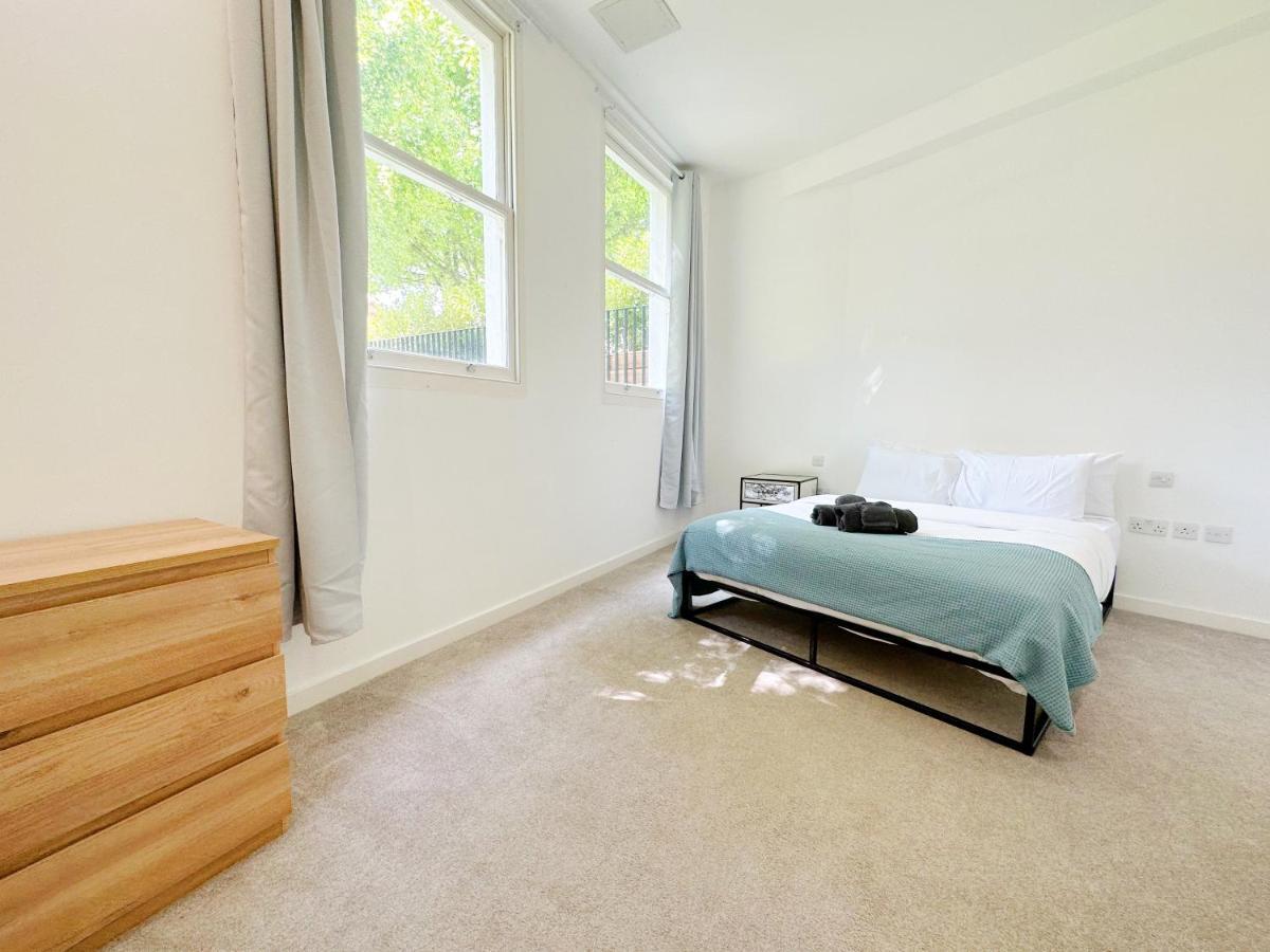 Portobello Dock Canalside Apartment London Exteriör bild